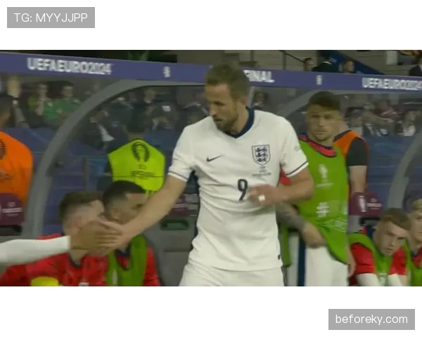 沃特金斯 vs 凯恩：英格兰主力前锋之争如何体现战术适配差异